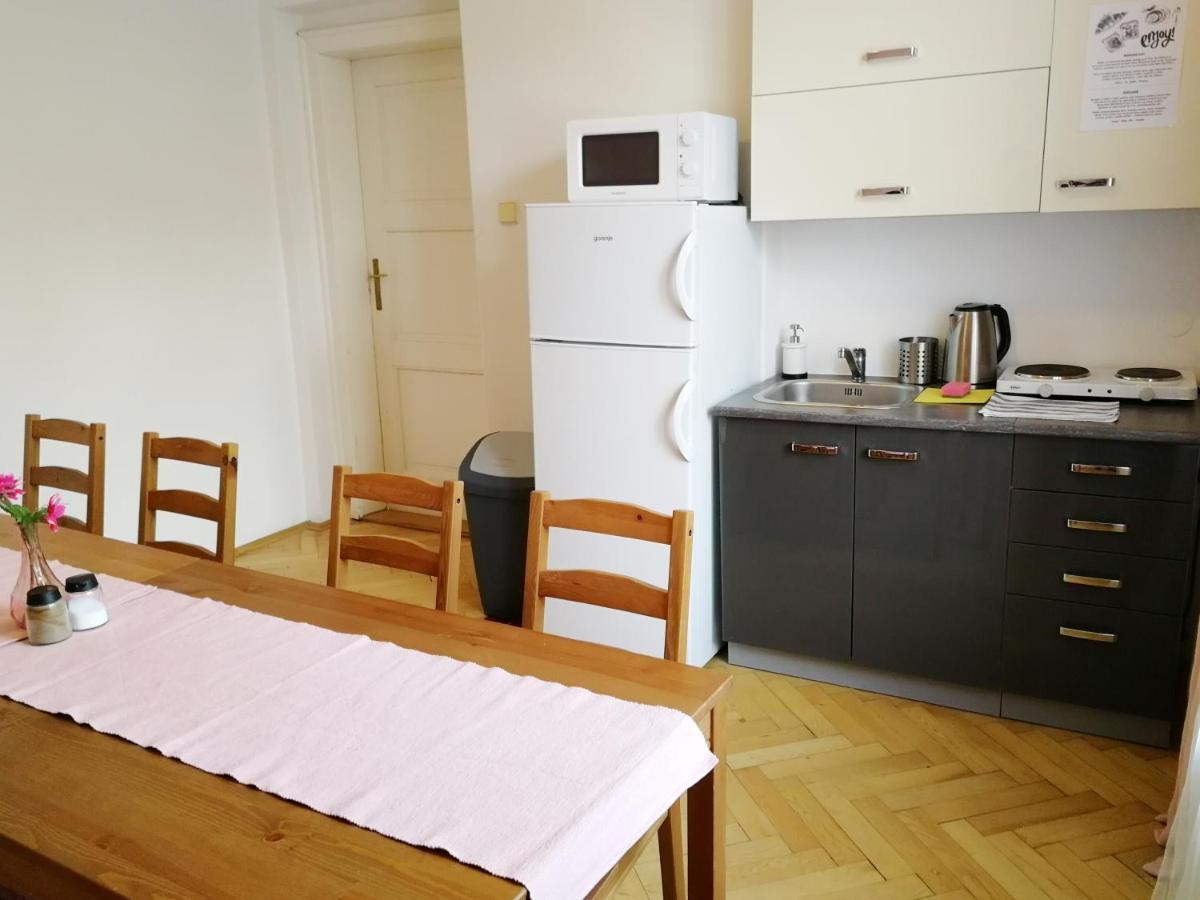 פראג Flamingo Apartments מראה חיצוני תמונה